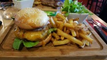 Nouveau hamburger dans votre restaurant argentin la milonga 78 avenue des Minimes à Toulouse